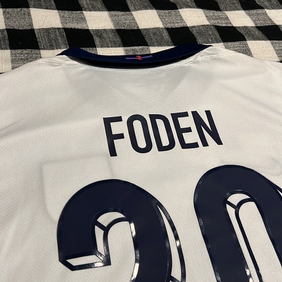 England 🏴󠁧󠁢󠁥󠁮󠁧󠁿 #20 Phil Foden Euro 2024 Home Nike Jersey - Picture 10 of 10
